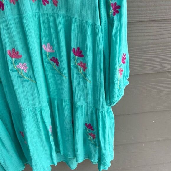 COPY - J. Marie Madeline embroidered dress - Picture 7 of 9